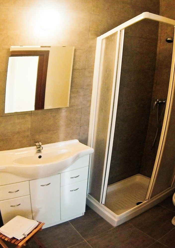 B&B Villa Monterosa Con Piscina Castronno エクステリア 写真