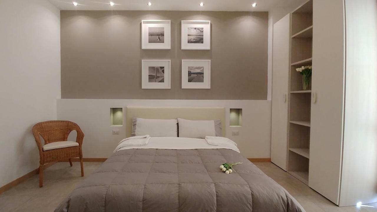 B&B Villa Monterosa Con Piscina Castronno エクステリア 写真