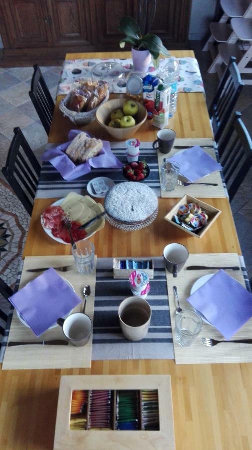 B&B Villa Monterosa Con Piscina Castronno エクステリア 写真