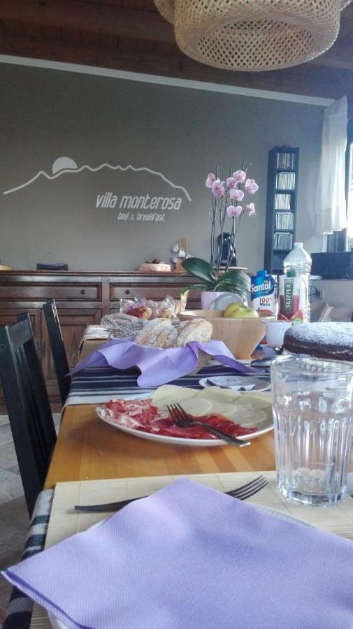 B&B Villa Monterosa Con Piscina Castronno エクステリア 写真